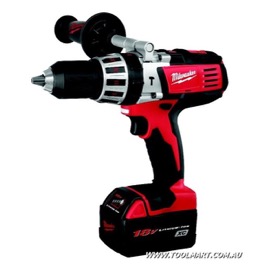 Milwaukee slagbore/bore/skruem s�t Li-Ion 3.0Ah S�t M18